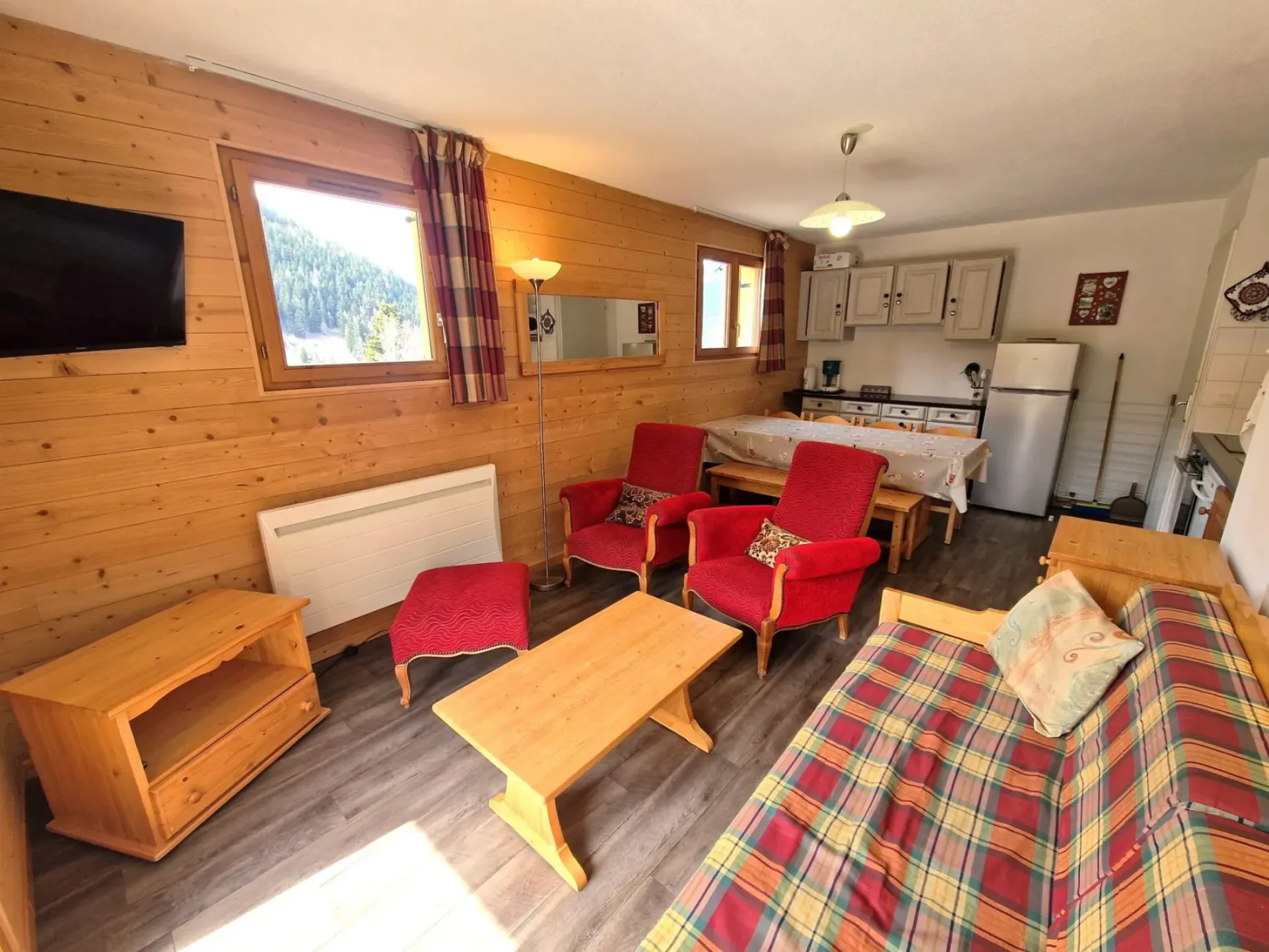 4 pièces 6/8 personnes 48 m²