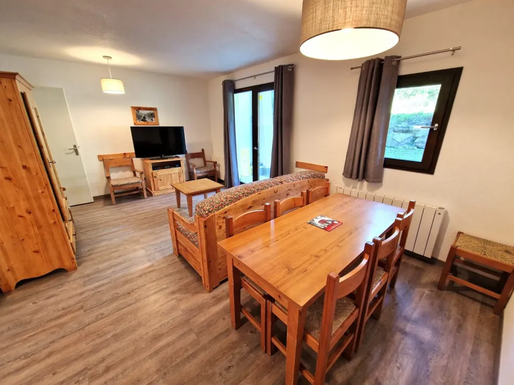 4 pièces 6/8 personnes bien situé