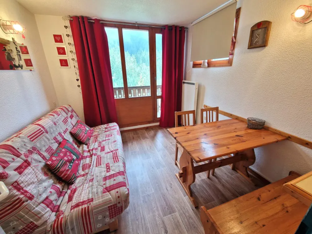Studio 3 personnes en plein coeur station 19m²