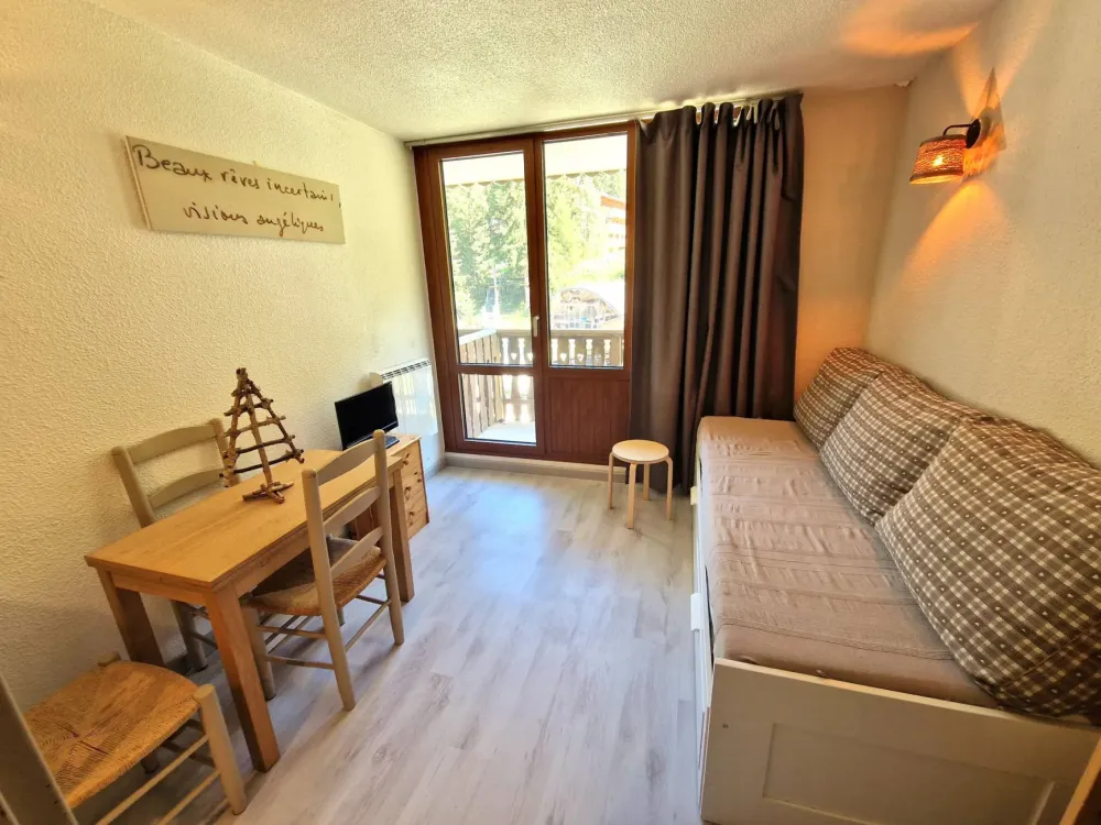 Studio 2/3 personnes coeur station