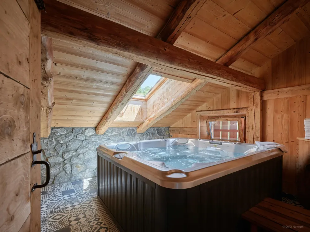 Jacuzzi