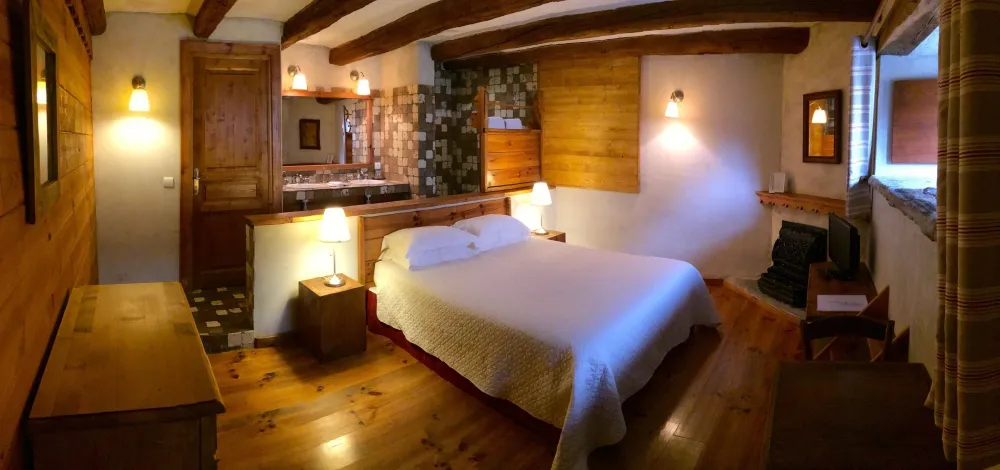 Gentian Room