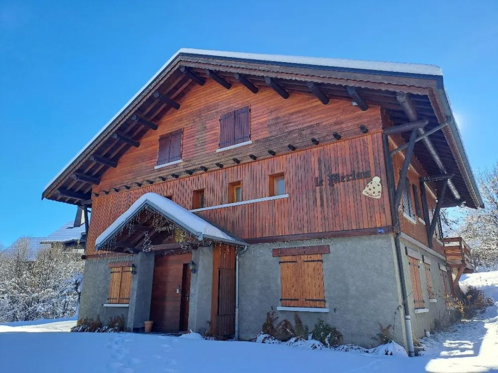 Vue extérieur du chalet Le Merlan 