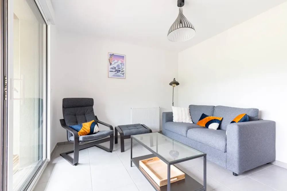 Genos appartement 4 personnes proche lac wifi