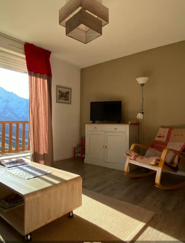 Peyragudes appartement 8 personnes piscine