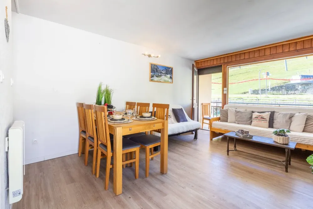 Appartement 9 personnes pied des pistes station de ski pla d adet
