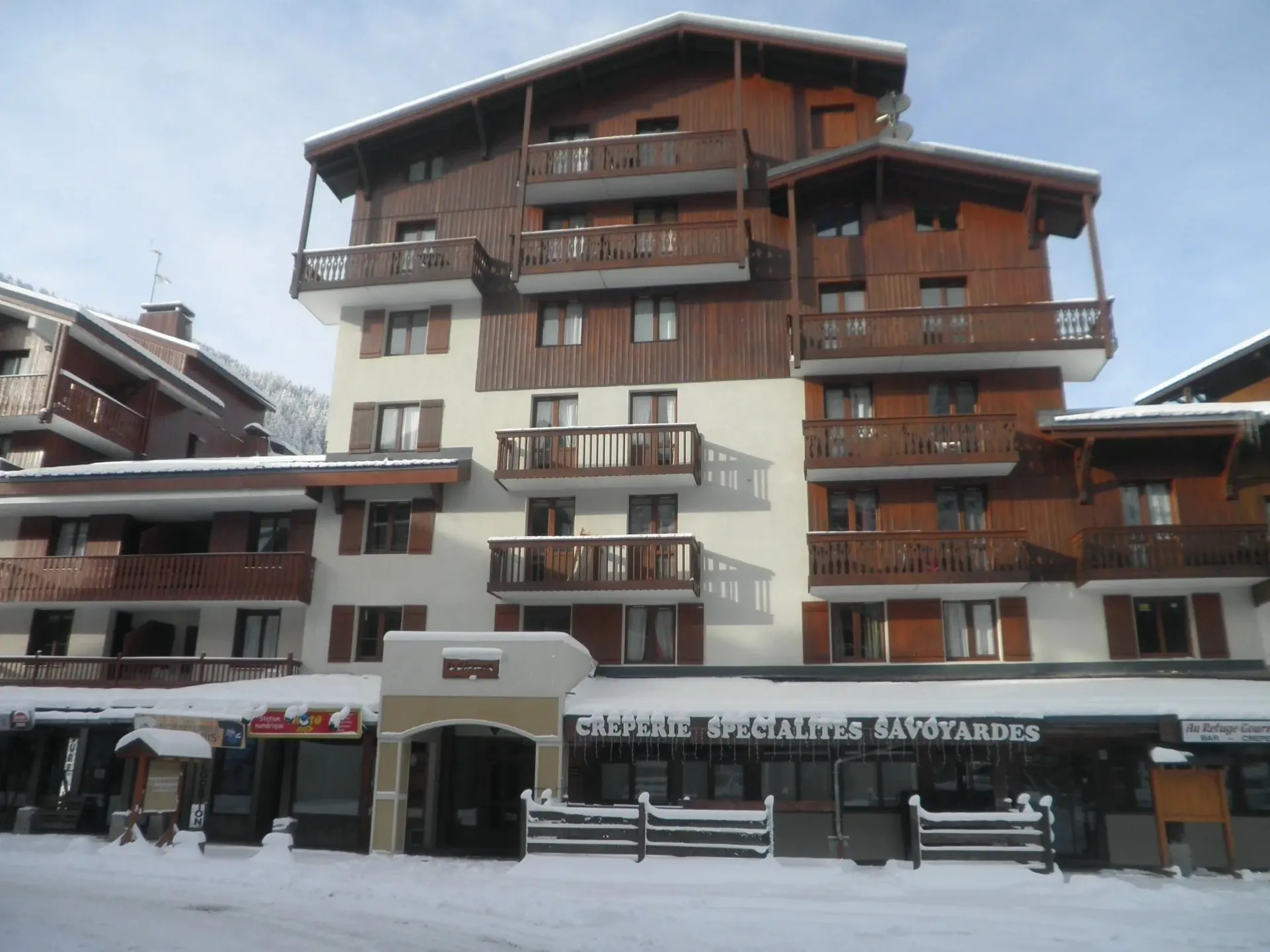 Valfrejus (73) appartement centre station pouvant accueillir de 6 à 13 personnes maxi