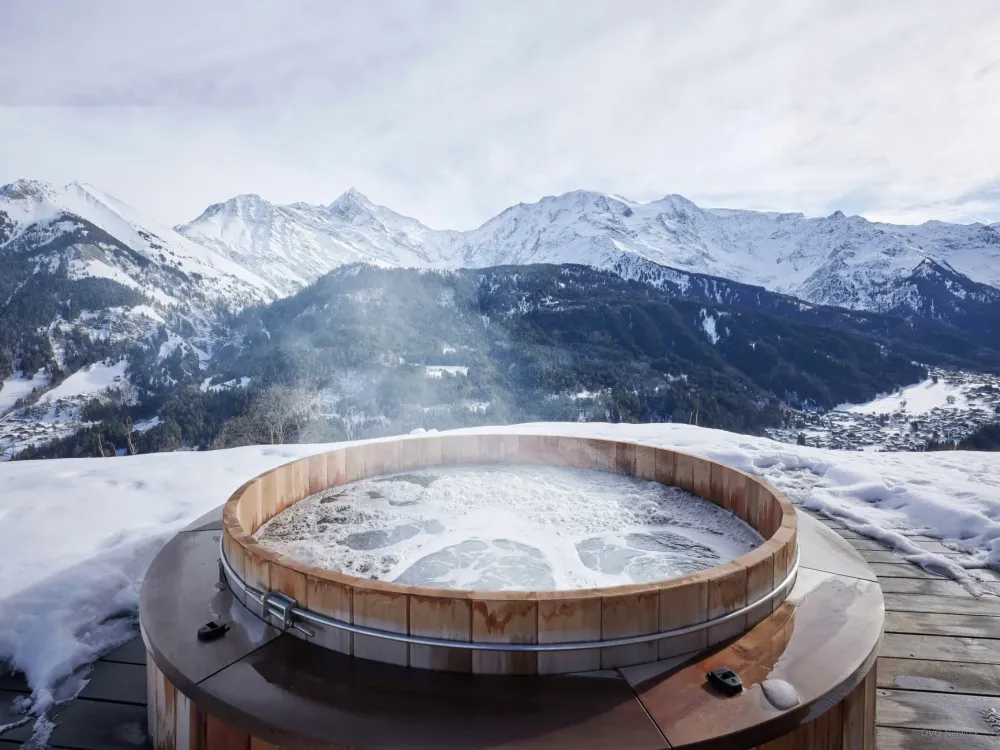 Jacuzzi