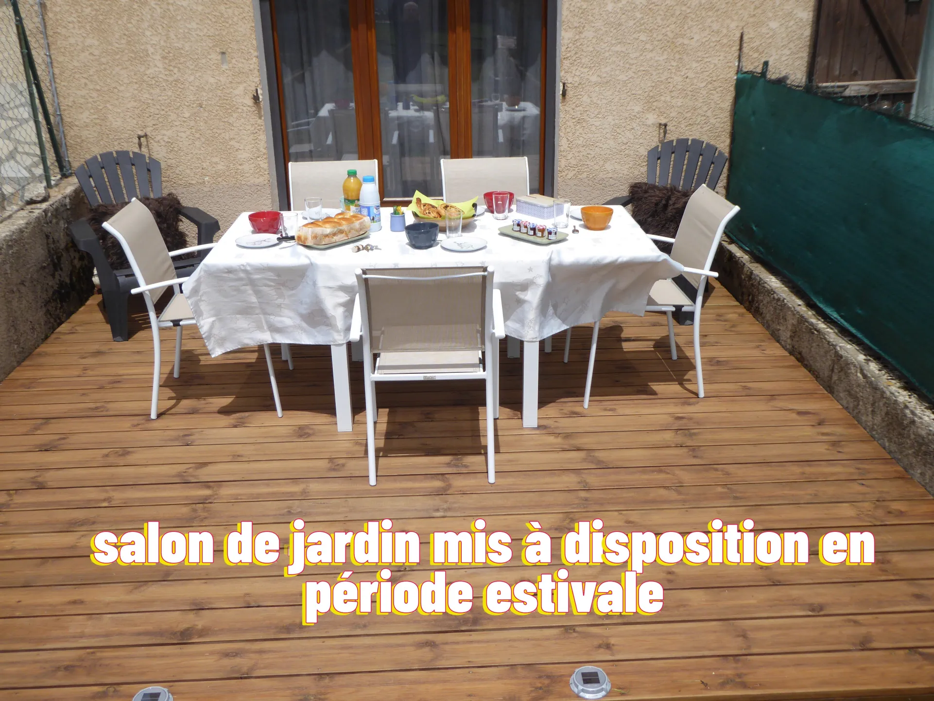 Garden furniture available only during the summer season