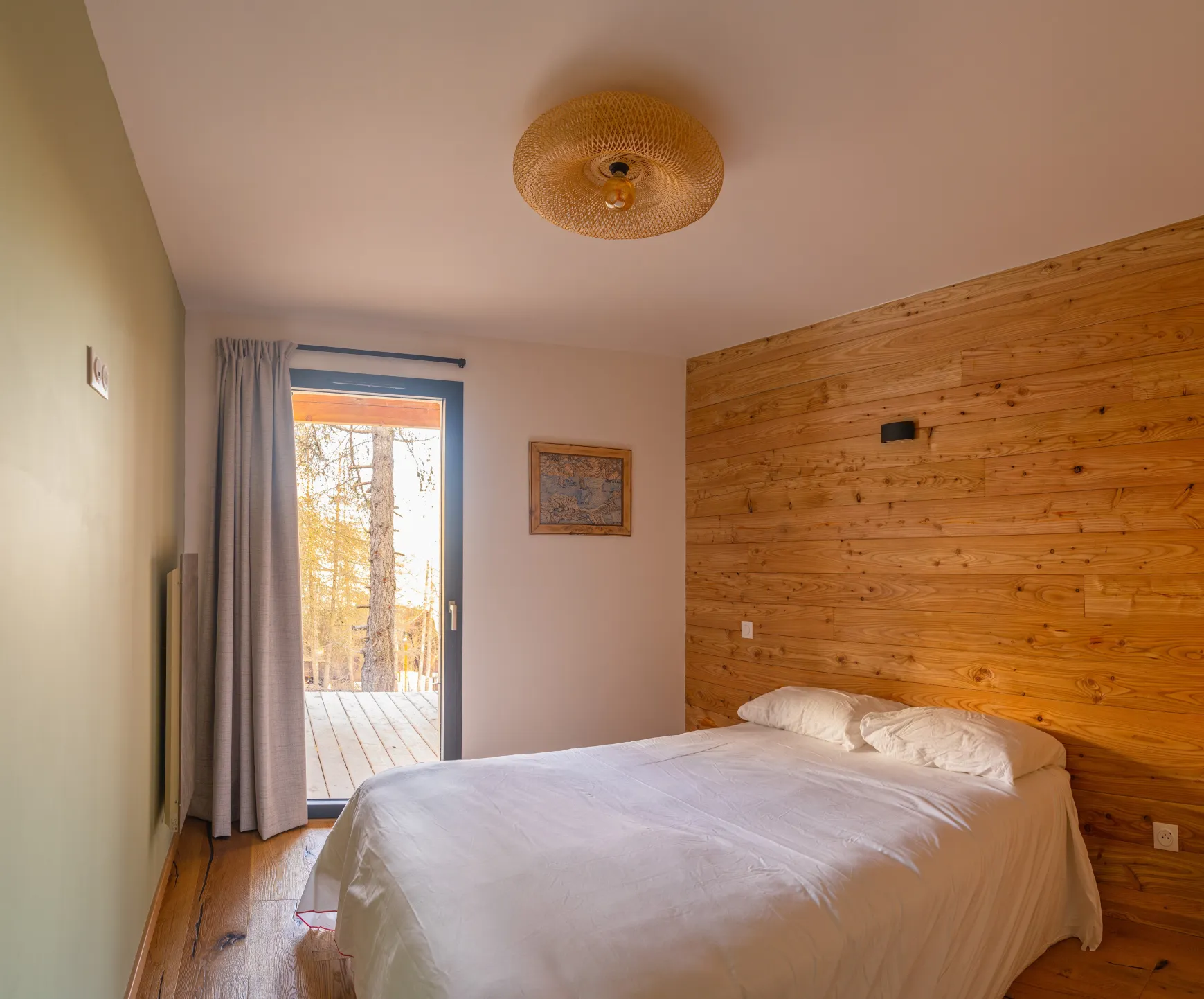 Chambre  confort  =  3  chambres x 2 + 1 chambre x 4 places