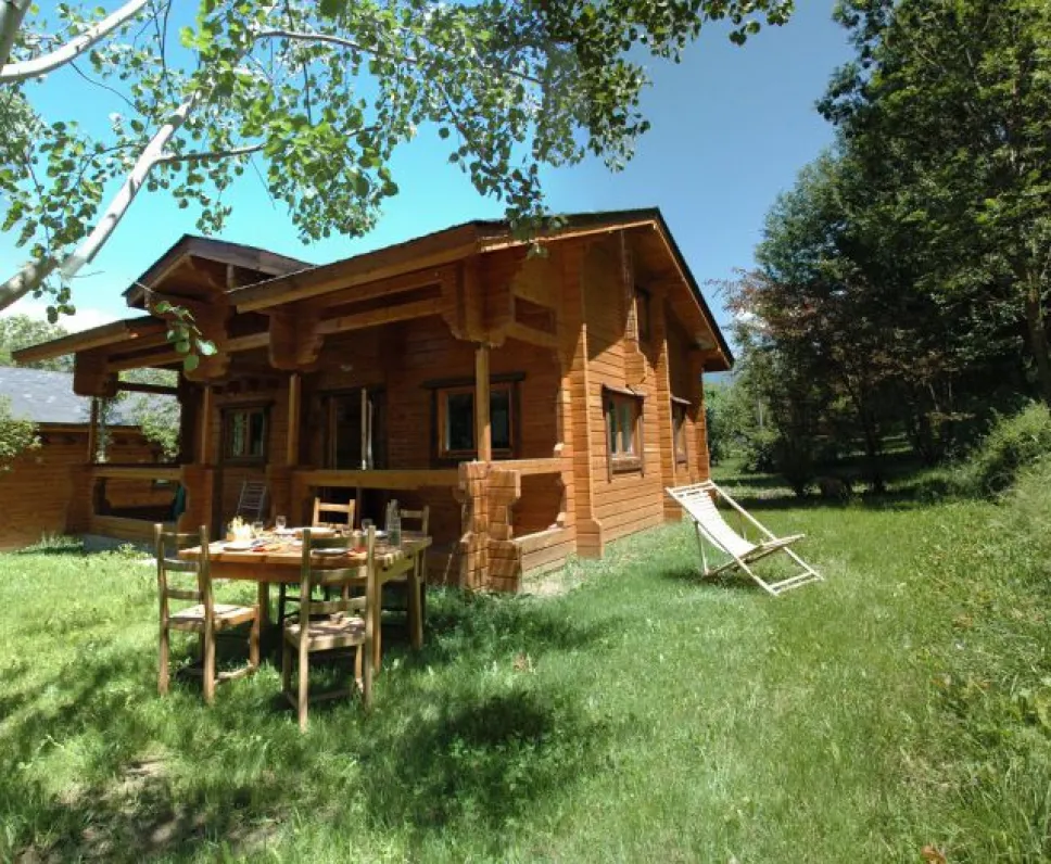 Parc Résidentiel de Loisirs L'Escapade, en montagne catalane, ouvert toute l'année.
