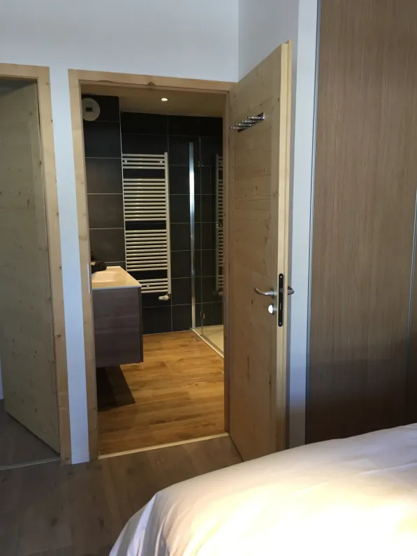 Nouvel appartement skis aux pieds !