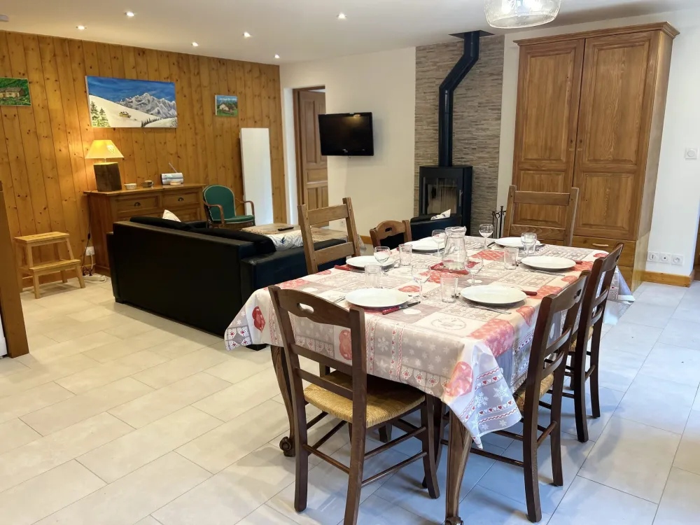 Spacieux appartement à 5 minutes à pied du village