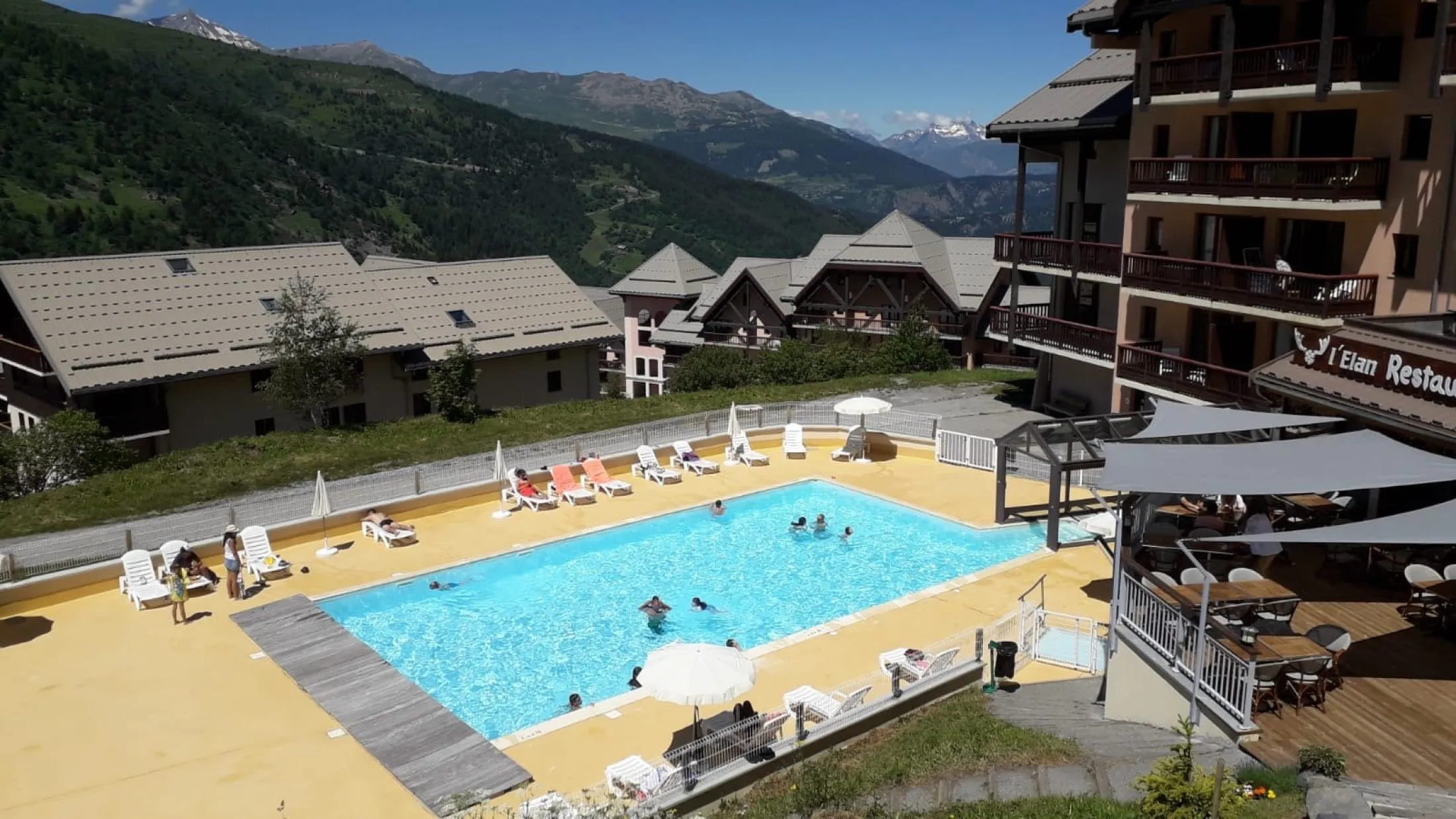 Piscine uniquement l’été 
