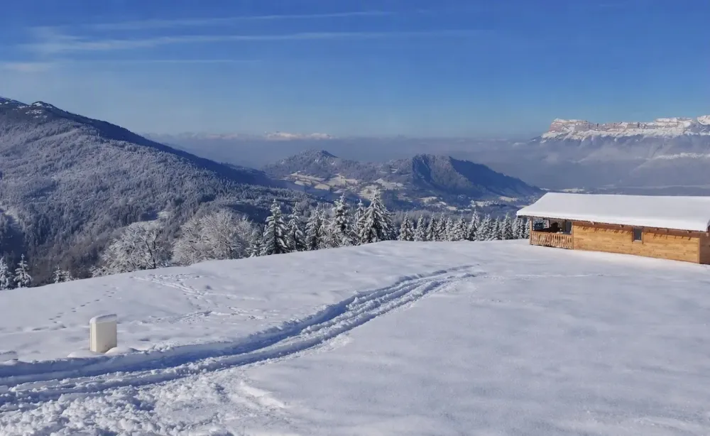 Le chasse neige chalet cosy avec vue imprenable