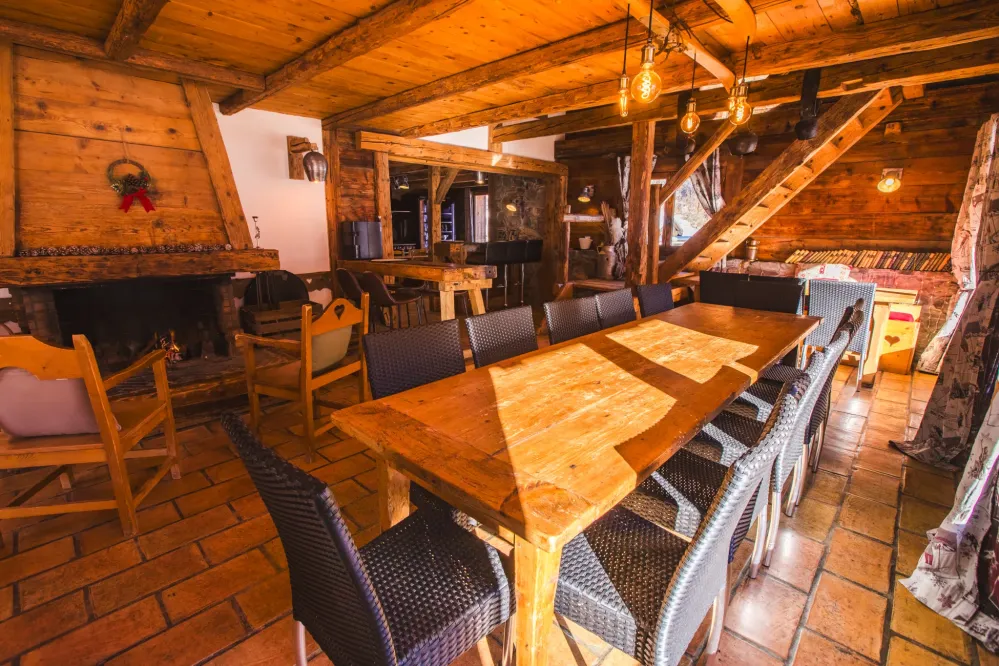 Alpina 21 pers. + jacuzzi, savoya lodges