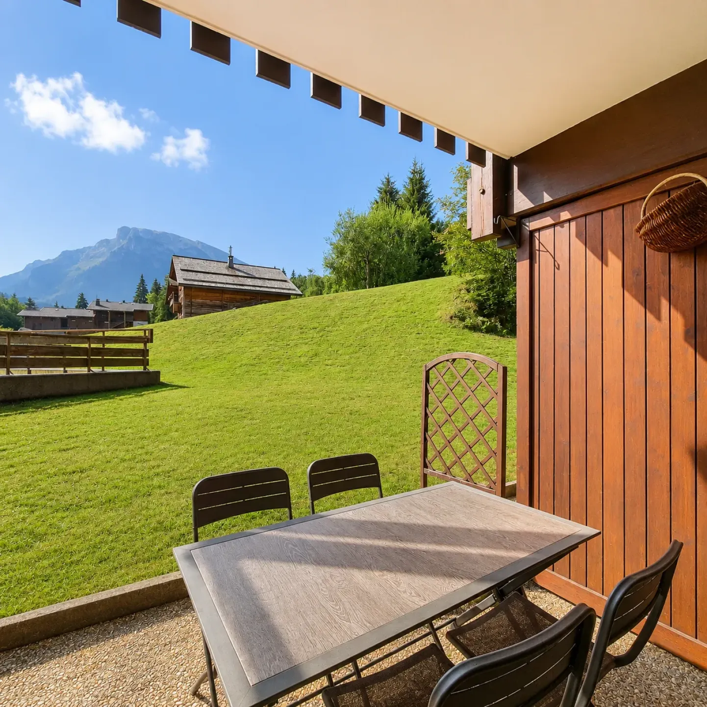 Appartement cosy "skis aux pieds" la clusaz