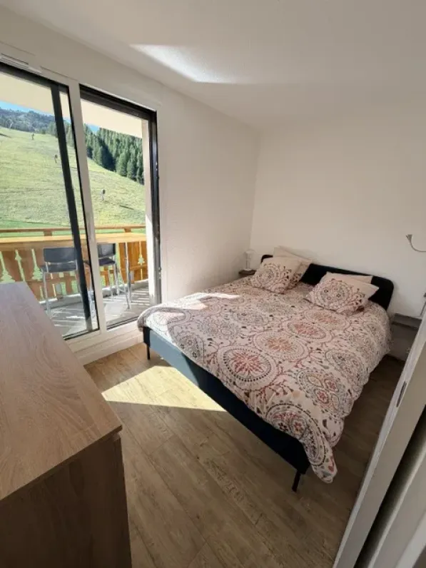 Appartement au pied des pistes pour 6 prsonnnes. les melezes