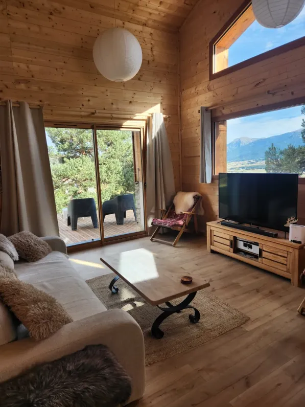 Chalet neuf à font romeu en lisiére de forêt