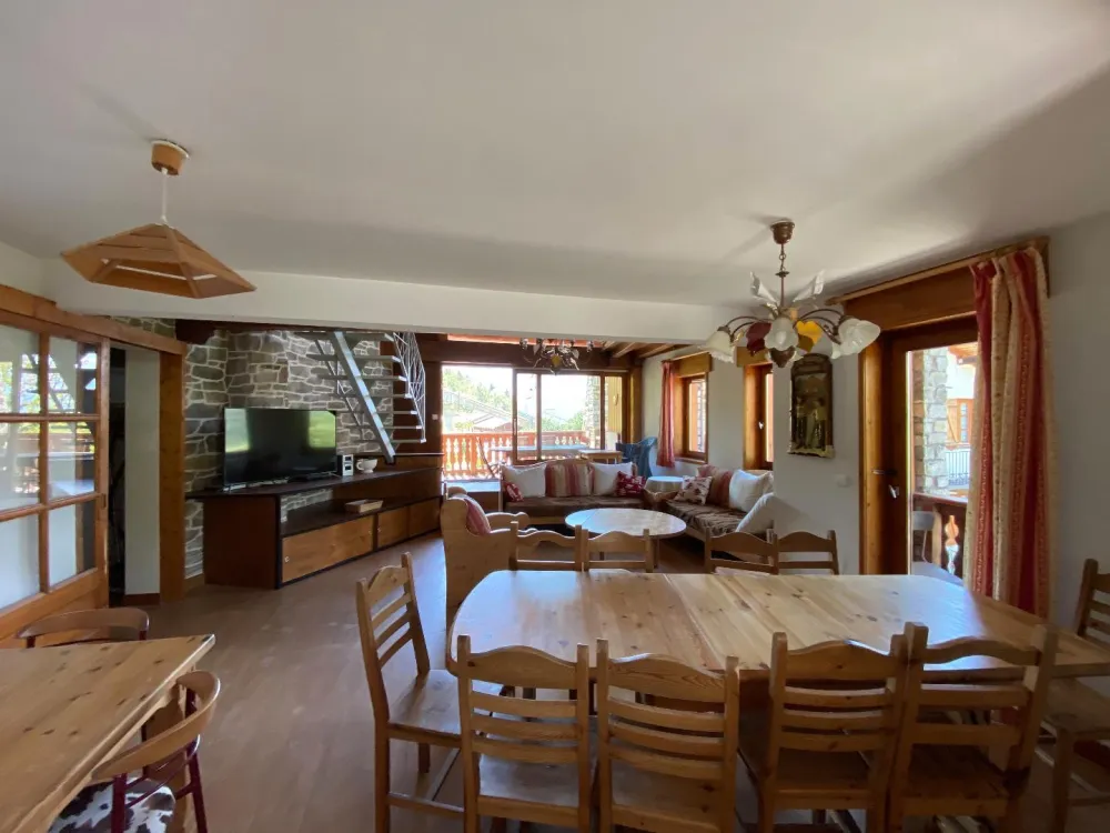 Chalet darentasia / app edelweiss/12 pers, a 5mn des pistes , gite de franc