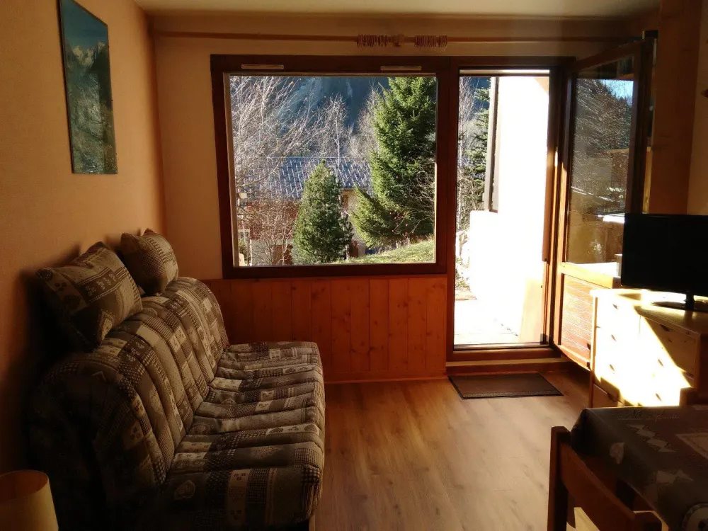APPARTEMENT REZ JARDIN AVEC GRANDE TERRASSE