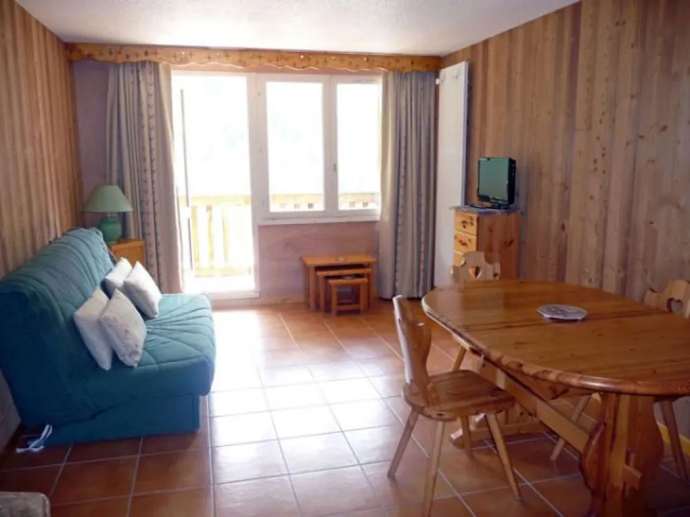 le salon et le balcon, face à La Meije.