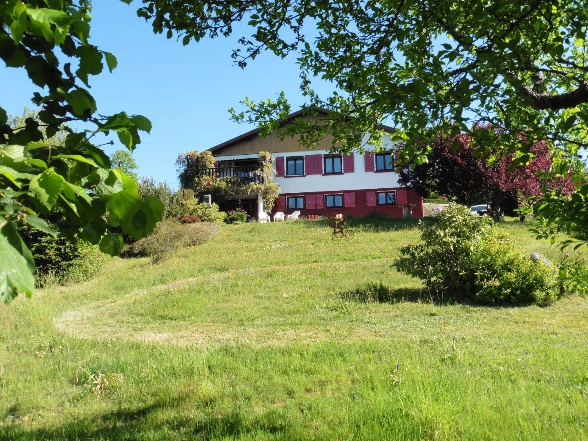 devant du chalet