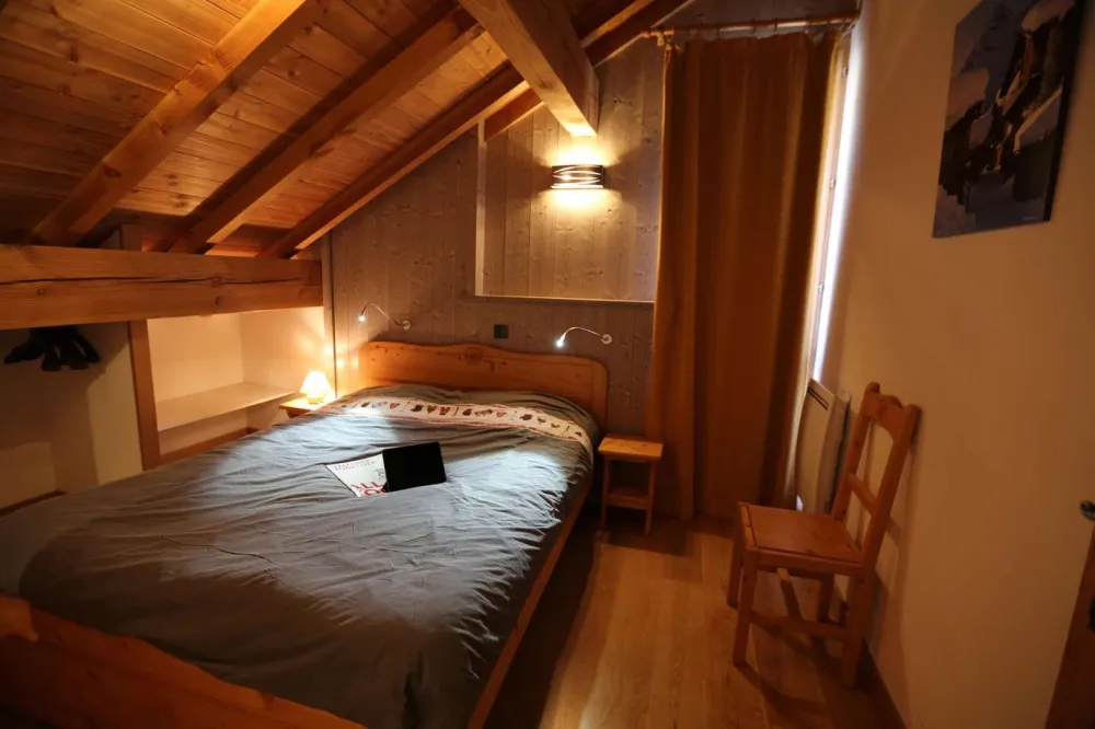 Appartement ambiance chalet 4* 85m2 9 pers  valloire (savoie)