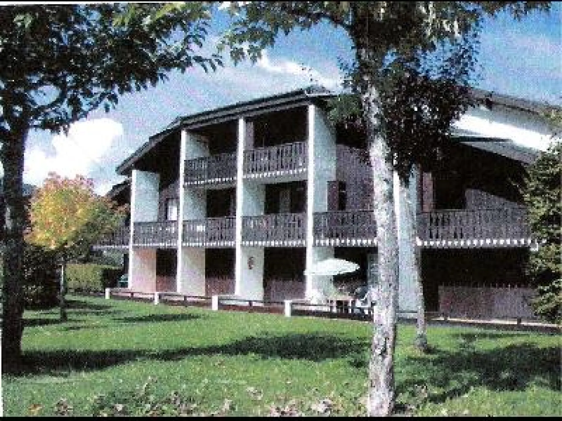 LA RESIDENCE