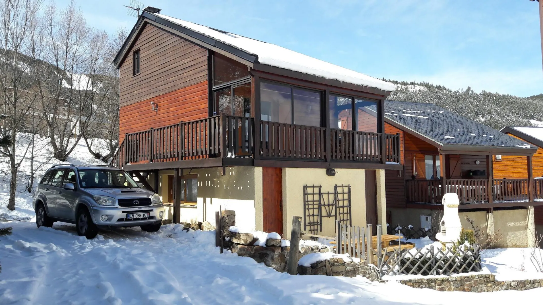 Chalet individuel,6 couchages,plein sud 100 m des pistes