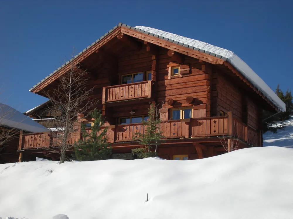 Chalet 4* pied des pistes, 14 pers, 5 chambres, 3 sdb, 3 wc, vue imprenable !!!