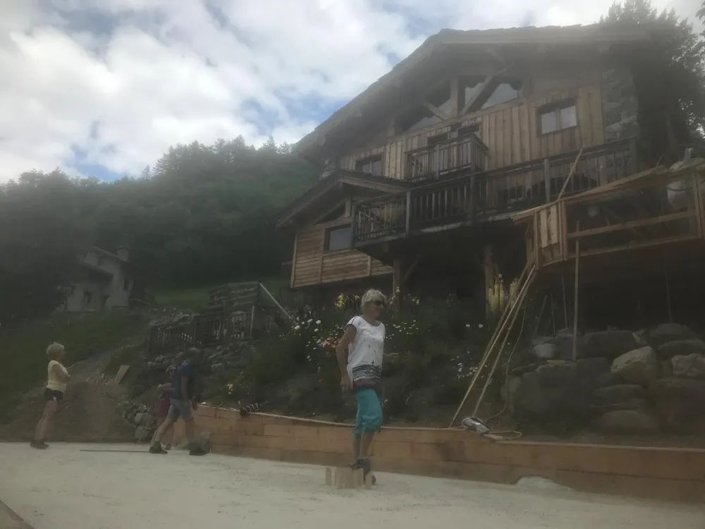 le terrain de pétanque ou molky