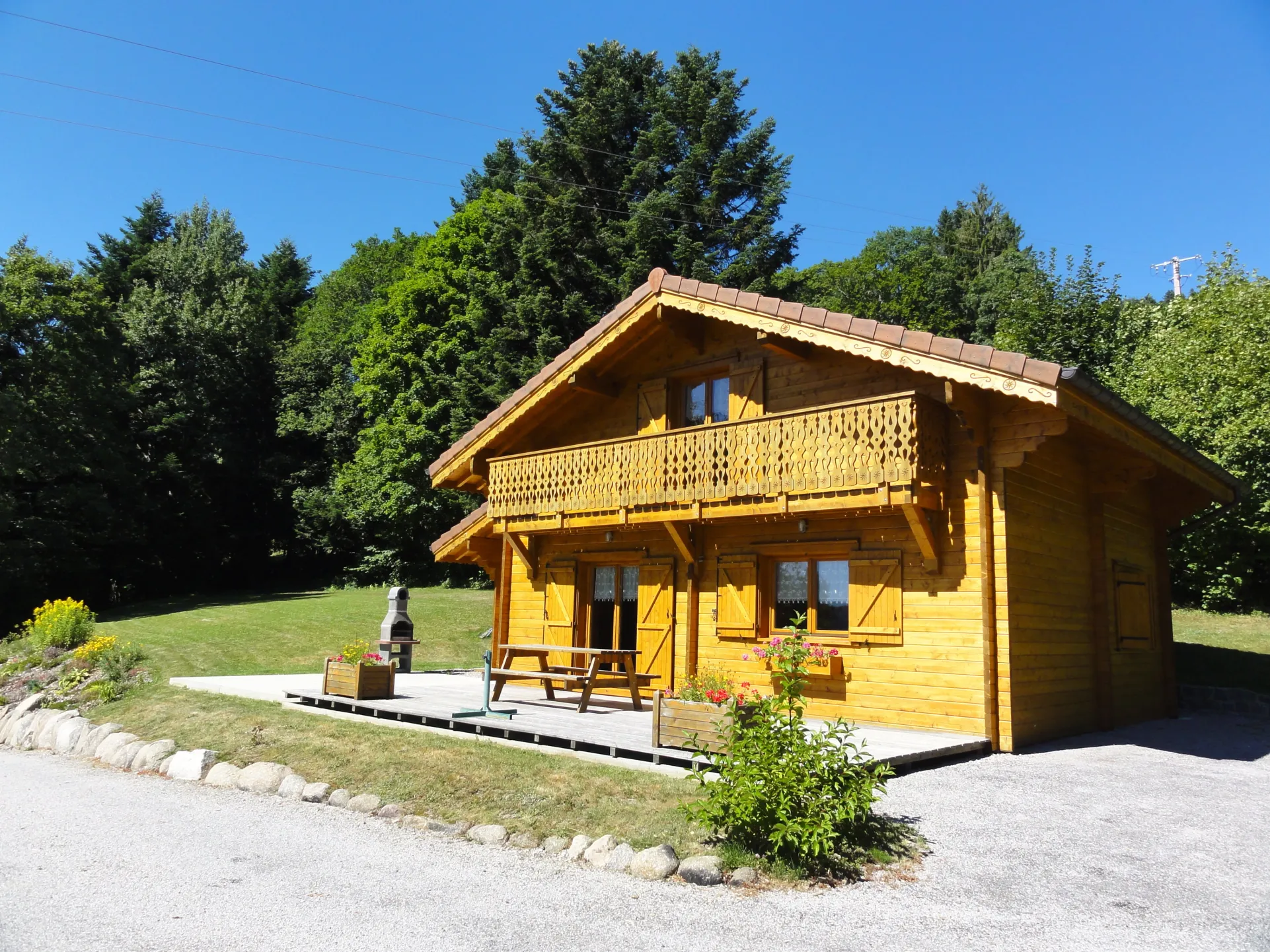 Chalet "Les Bruyères" sur terrain privé de 2320m². Exposition plein Sud sans vis à vis