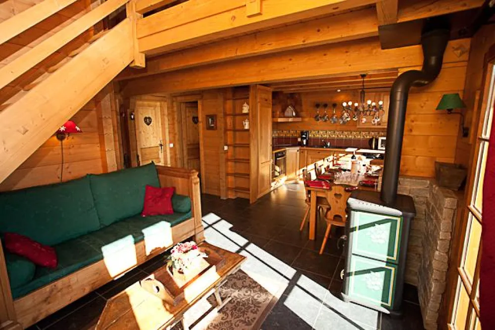 Séjour-salon-cuisine ouverte.