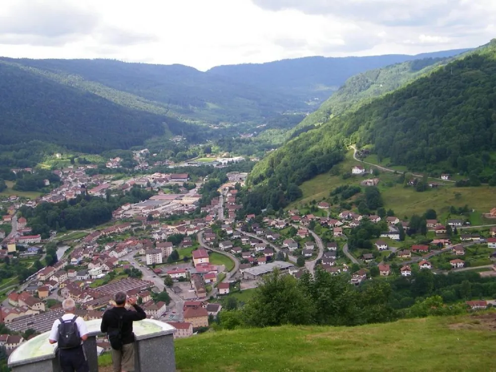 Vue de Cornimont depuis une table d'orientation.