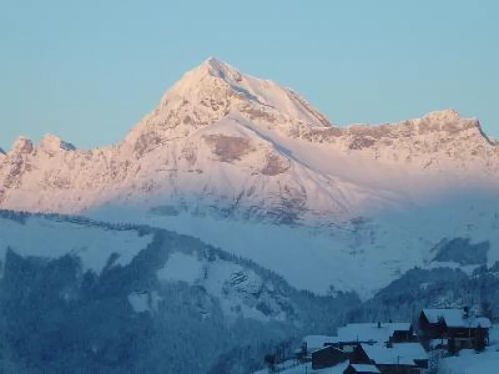 Vue du balcon, mont Charvin (chaîne des Aravis)