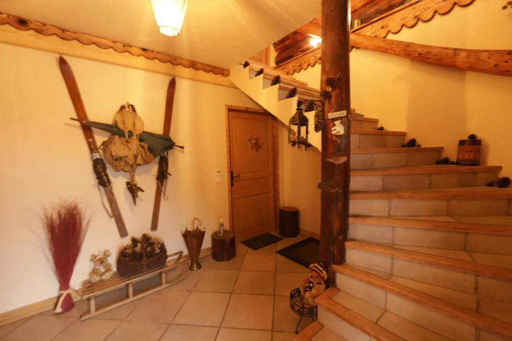 entrée commune du chalet