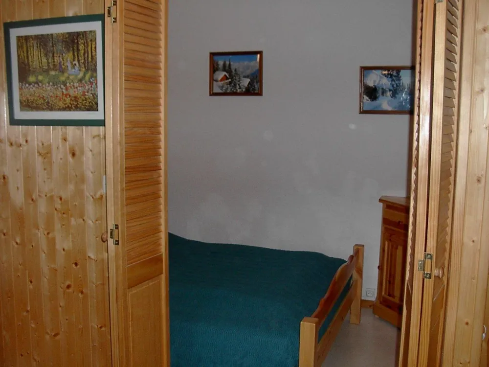 Coin chambre avec lit 140