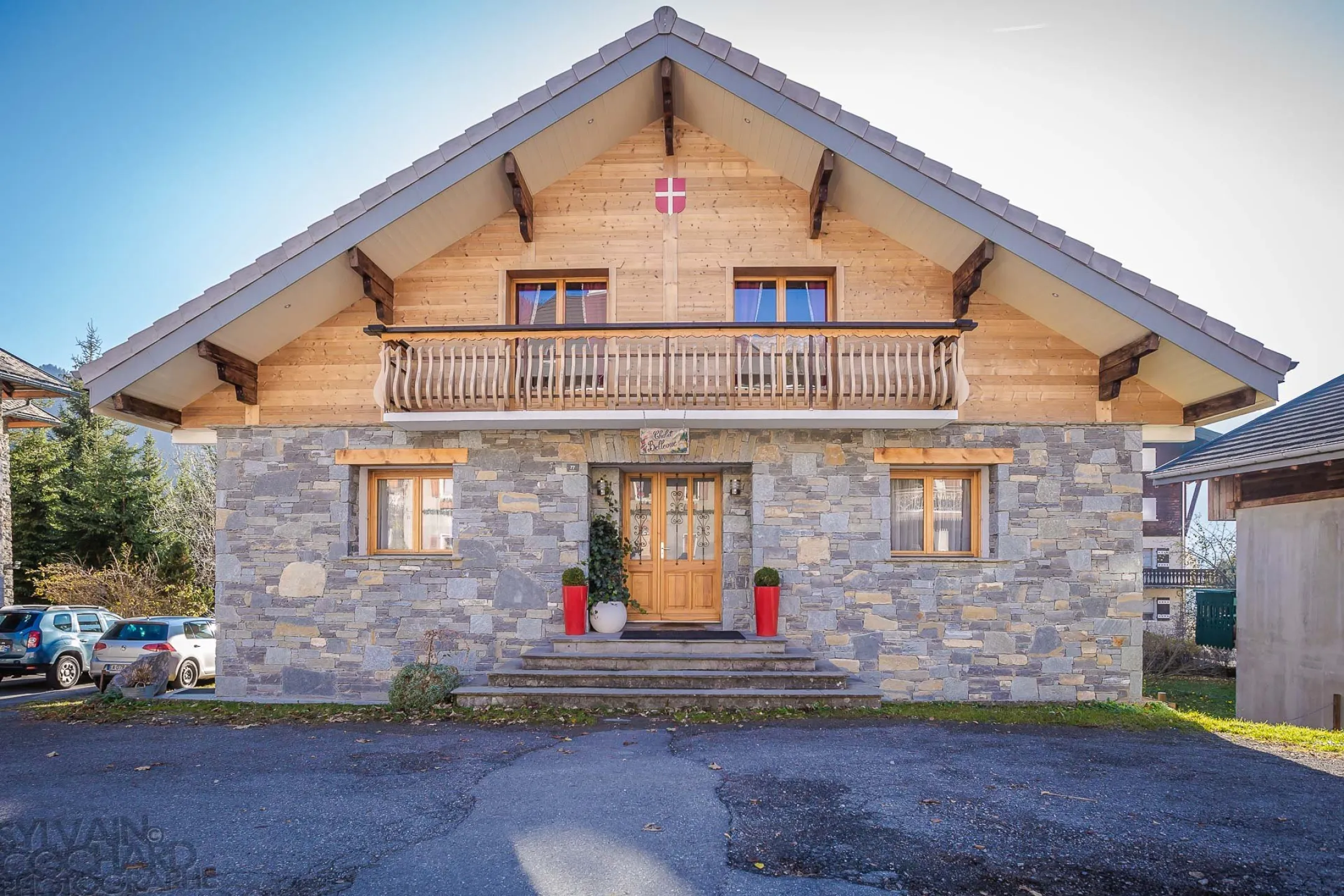 Beau chalet familial situé au centre du village - grande capacité d'accueil pour vacances en famille ou entre amis