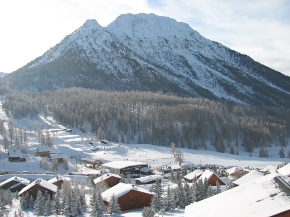 Vue du balcon sud face au Janus, en face du Telemix des Chalmettes 