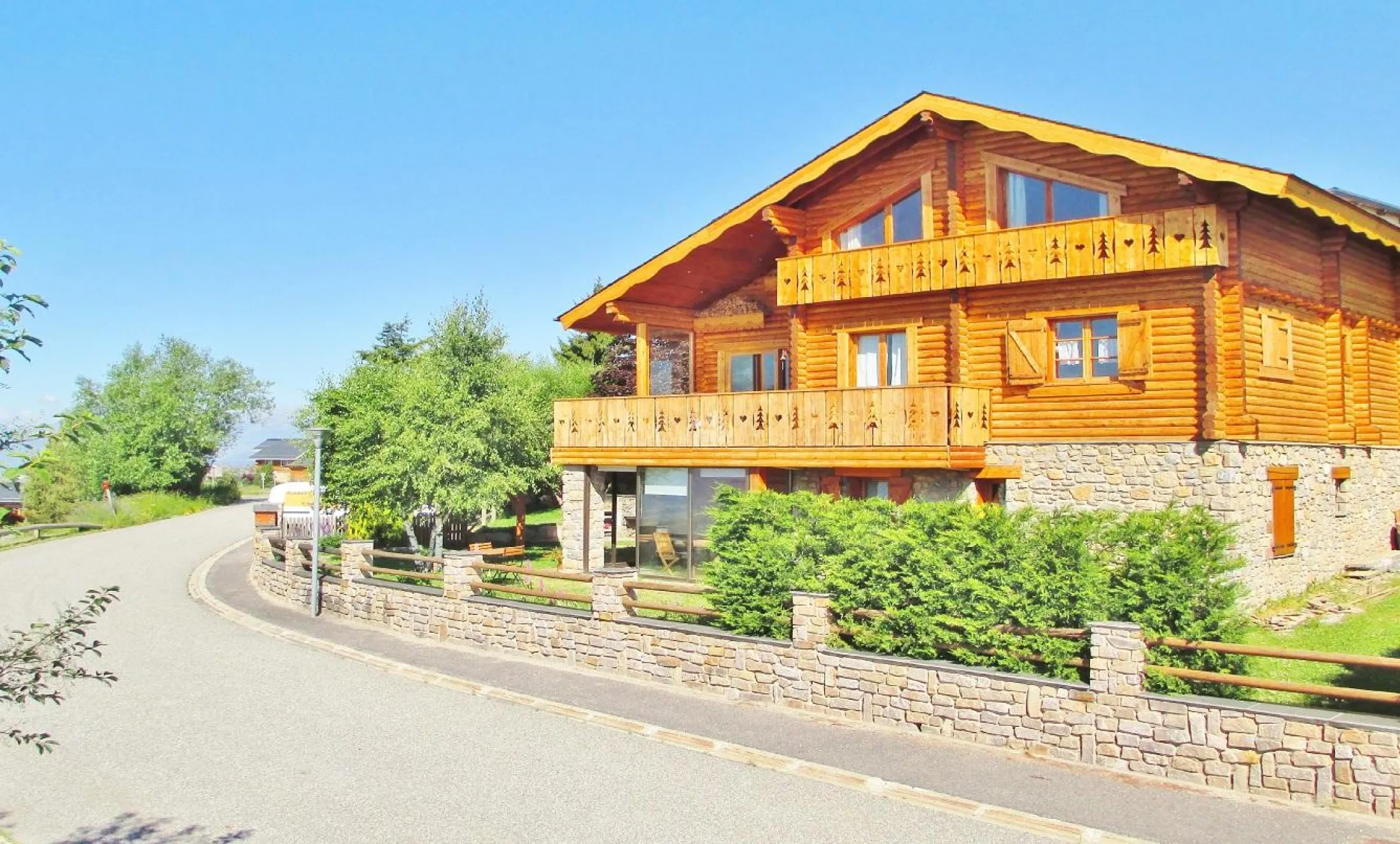 Chalet  pedraforca à partir de 8 personnes jusqu'à 15.