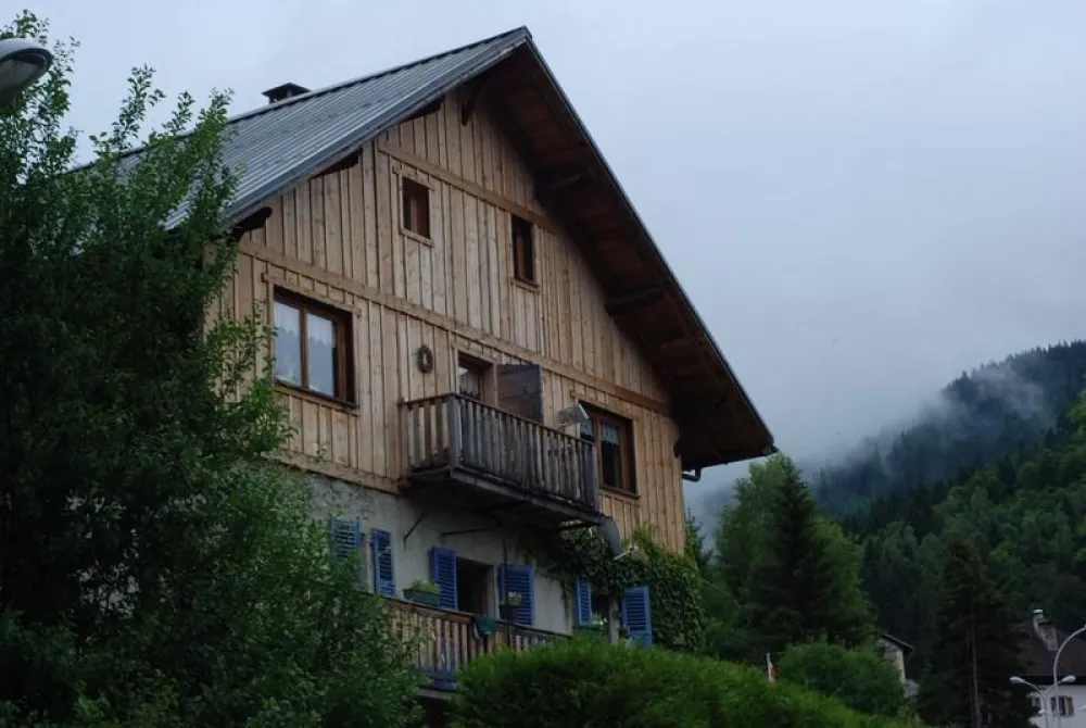 La façade de la ferme