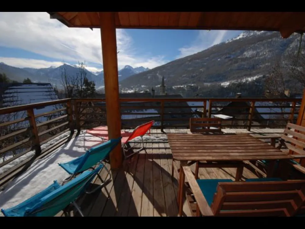 charming chalet in serre chevalier