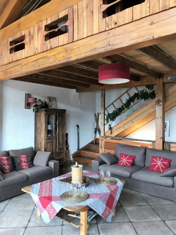 séjour et mezzanine