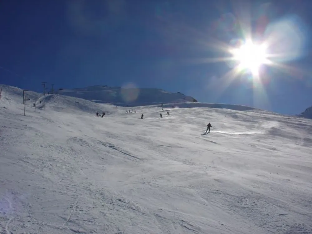 Piste station