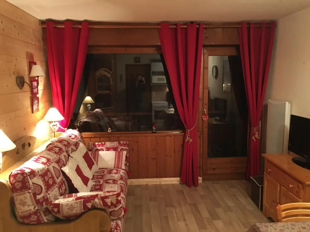 Un séjour très cosy, ambiance chaleureuse pour passer d'agréables soirées.