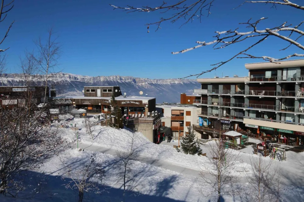 vue de l'immeuble l'Agnelin D