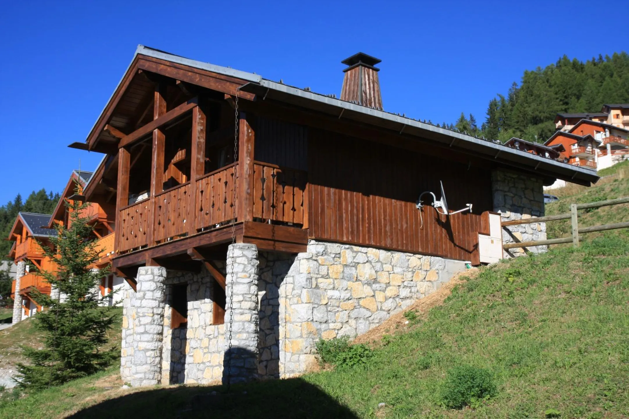 Dimanche au dimanche, chalet 8 personnes vallandry, 200m des pistes