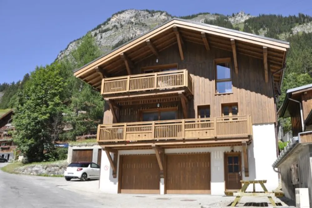 Chalet "l´étoile des neiges" confort et belle vue!