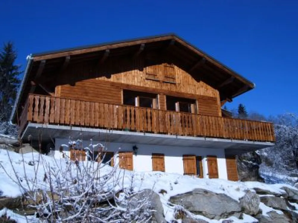 Le Chalet Ben vue en contrebas. 